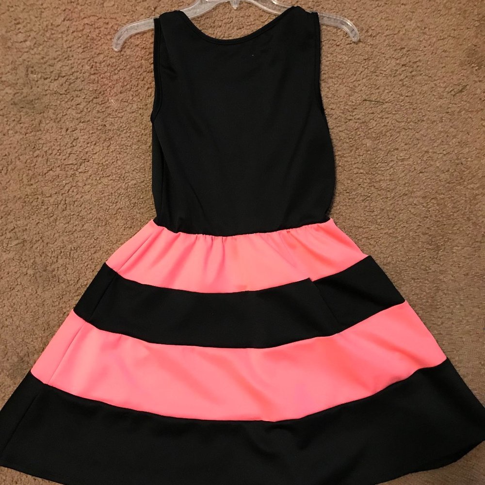 black and pink girls dress
